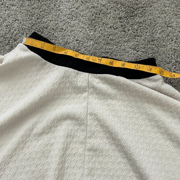 Olsenboye Medium White Textured Mini Skater Skirt - Picture 2 of 8